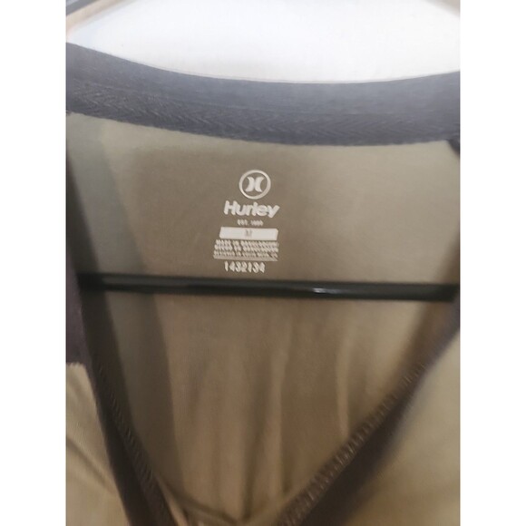 Hurley Long Sleeve T-Shirt Men’s Medium Green W Black Sleeve - Picture 7 of 12